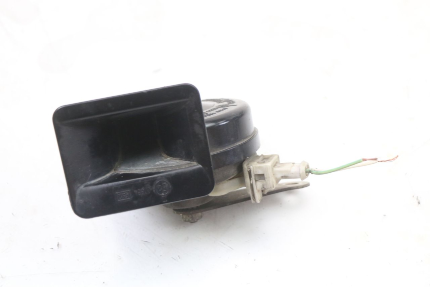 photo de BUZINA YAMAHA TDR DELTABOX 125 (1997 - 2003) - Zoom do estado de desgaste