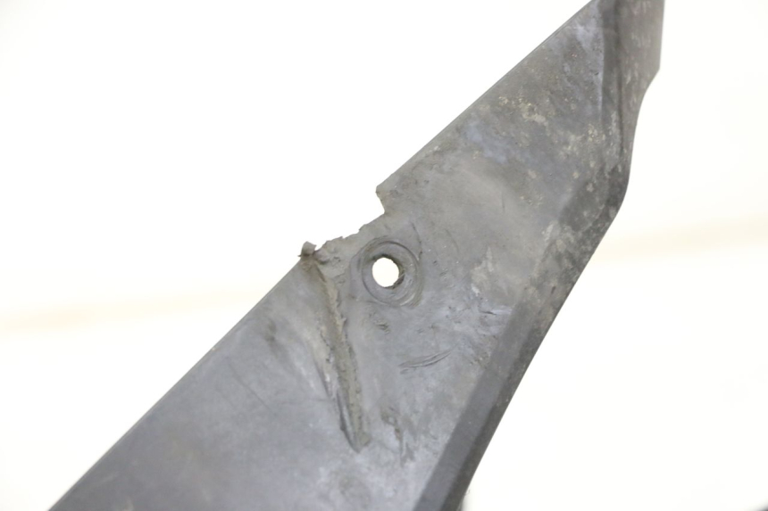 photo de LIMPADOR DE RODA YAMAHA TZR 50 (2008 - 2016) - Zoom do estado de desgaste