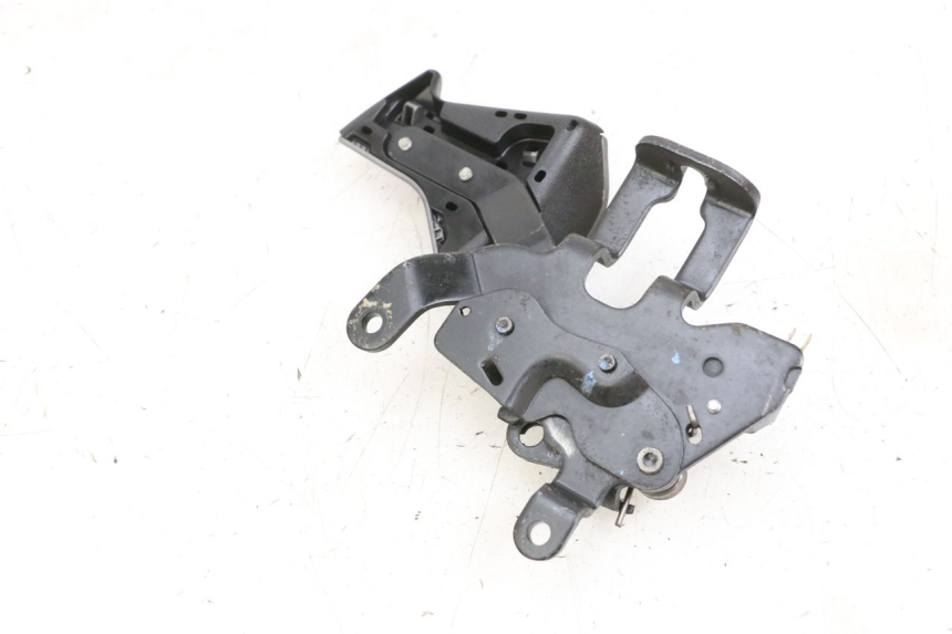 photo de ALAVANCA DO FREIO DE ESTACIONAMENTO SUZUKI BURGMAN 650 (2013 - 2020) - Detalhe da peça