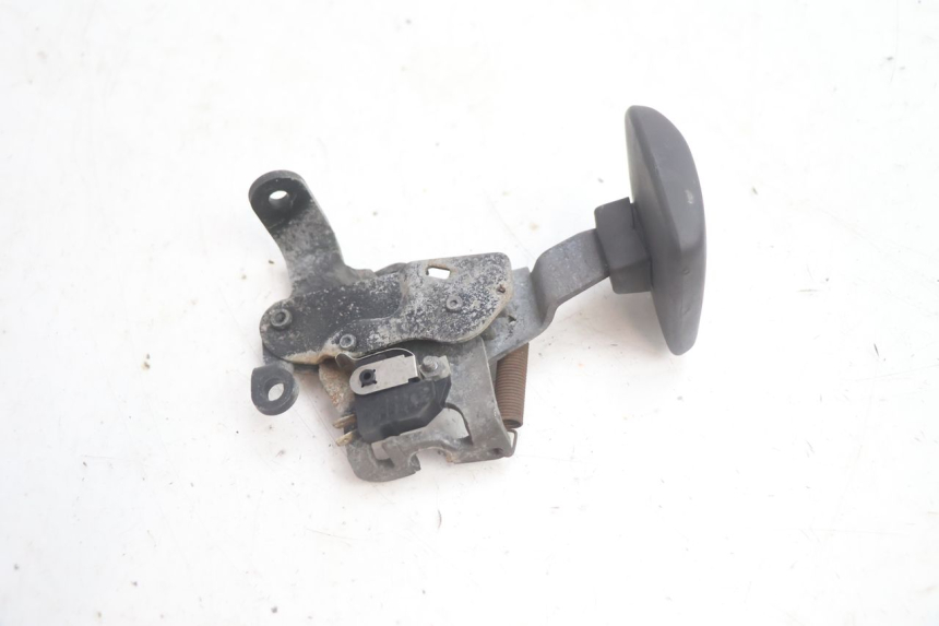 photo de ALAVANCA DO FREIO DE ESTACIONAMENTO SUZUKI BURGMAN EXECUTIVE ABS 650 (2006 - 2012) - Detalhe da peça