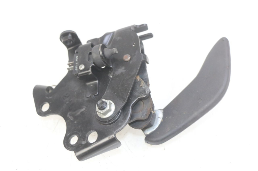photo de ALAVANCA DO FREIO DE ESTACIONAMENTO HONDA FJS SILVERWING SILVER WING 400 (2009 - 2016) - Outro ângulo de visão