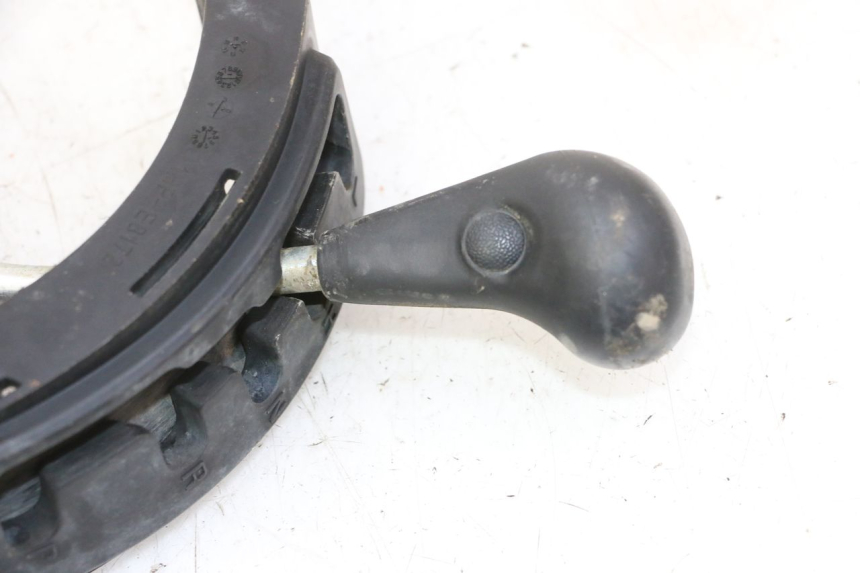 photo de ALAVANCA DE MUDANÇAS YAMAHA YFM GRIZZLY 550 (2008 - 2015) - Zoom do estado de desgaste