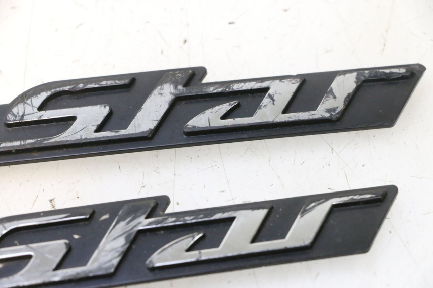 photo de LOGO DA MARCA PEUGEOT CITYSTAR 2T 50 (2018 - 2021) - Detalhe da peça