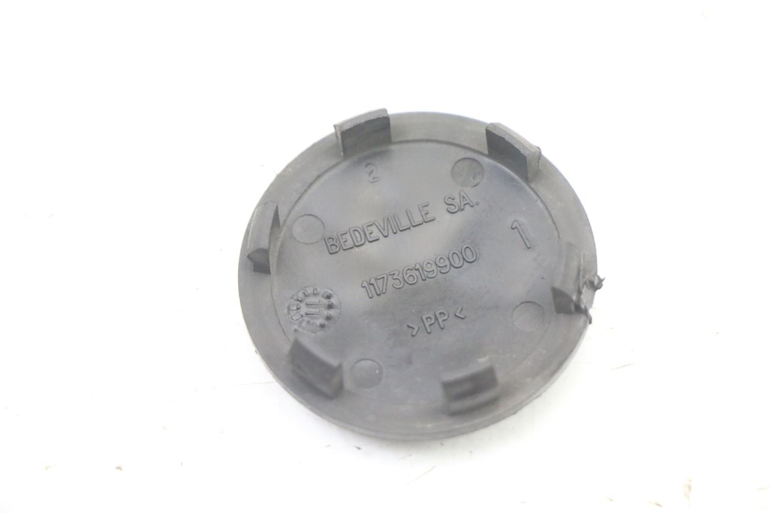 photo de LOGO DA MARCA PEUGEOT ELYSTAR 50 (2002 - 2014) - Zoom do estado de desgaste