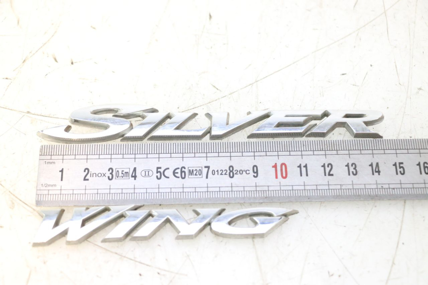 photo de LOGO DA MARCA HONDA FJS SILVER WING SILVERWING 400 (2005 - 2008) - Detalhe da peça