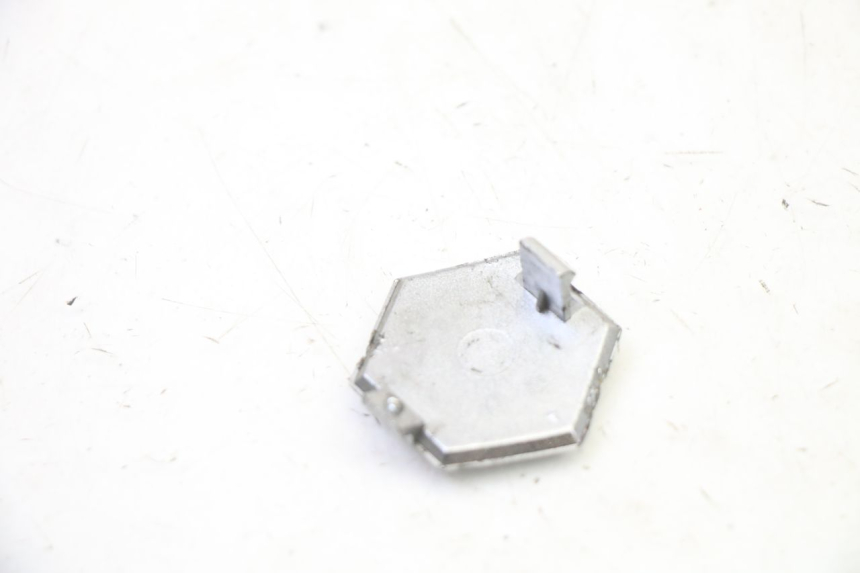 photo de LOGO DA MARCA PIAGGIO LIBERTY 4T 50 (2009 - 2015) - Detalhe da peça