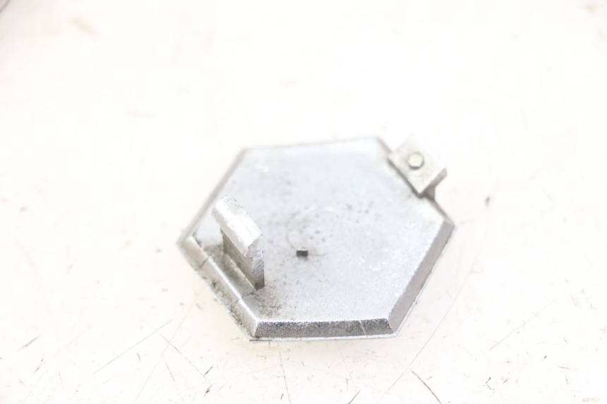 photo de LOGO DA MARCA PIAGGIO X8 125 (2004 - 2007) - Detalhe da peça