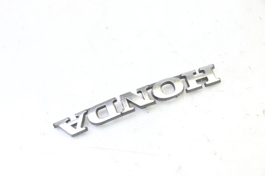 photo de LOGO DA MARCA HONDA ST PAN EUROPEAN 1300 (2002 - 2013) - Detalhe da peça