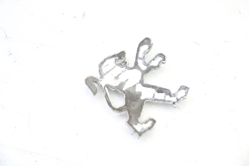photo de LOGO DA MARCA PEUGEOT VIVACITY NEW 2T 50 (2008 - 2017) - Zoom do estado de desgaste