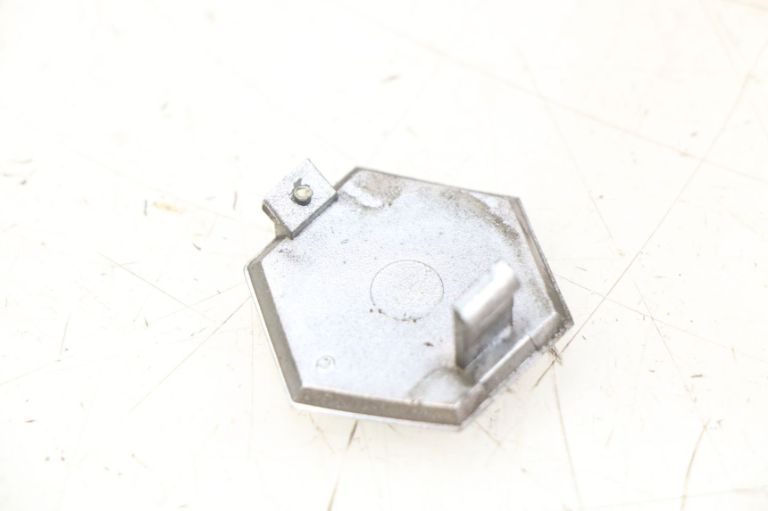 photo de LOGO DA MARCA PIAGGIO X8 125 (2004 - 2007) - Detalhe da peça
