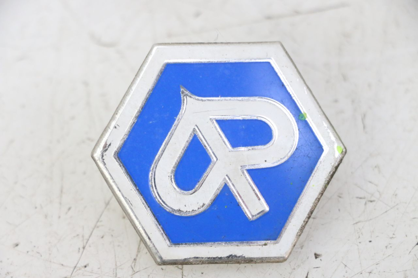photo de LOGO DA MARCA PIAGGIO XEVO - X EVO 125 (2007 - 2017) - Outro ângulo de visão
