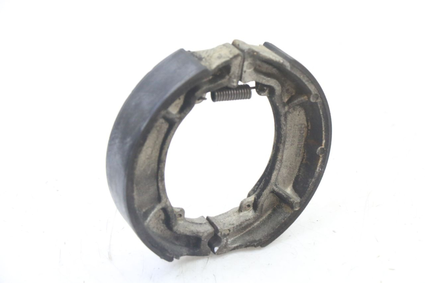 photo de Sapata de travão PEUGEOT ELYSEO 125 (1999 - 2004) - Zoom do estado de desgaste