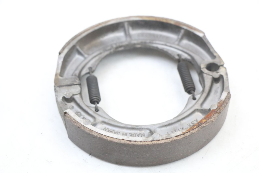 photo de Sapata de travão SUZUKI GSX E 250 (1982 - 1983) - Detalhe da peça