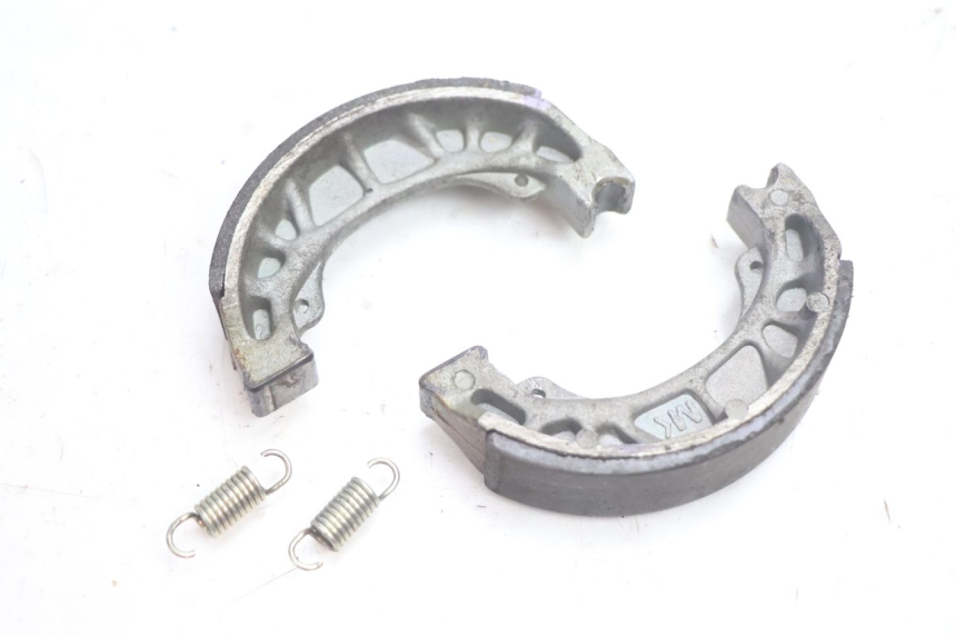 photo de SAPATA DE FREIO PEUGEOT LUDIX ONE 14P 50 (2004 - 2013) - Zoom do estado de desgaste