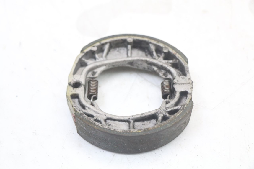 photo de Sapata de travão PEUGEOT KISBEE 2T 50 (2010 - 2017) - Zoom do estado de desgaste