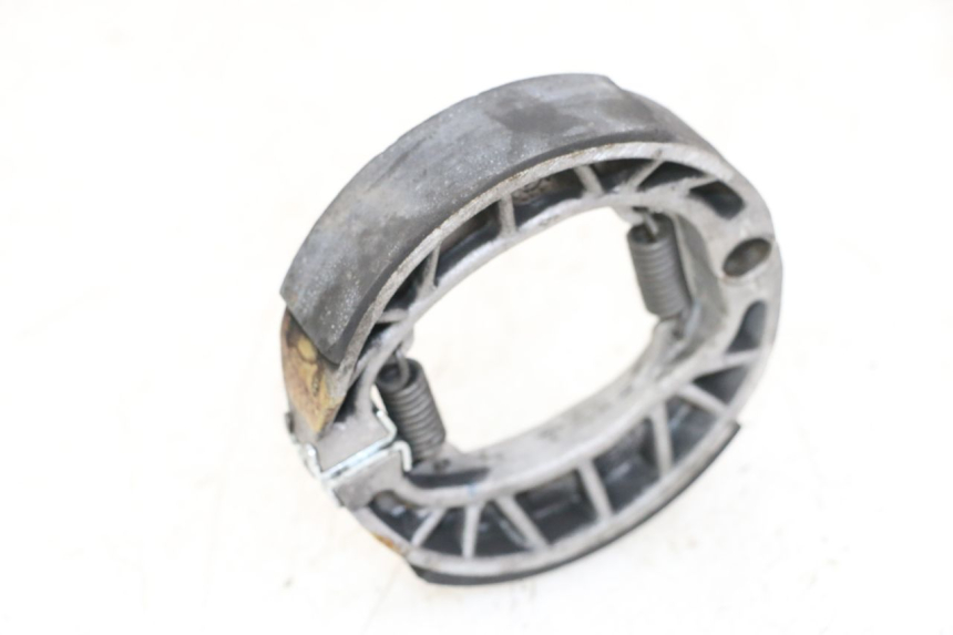 photo de Sapata de travão PIAGGIO VESPA LX 2T 50 (2005 - 2013) - Outro ângulo de visão