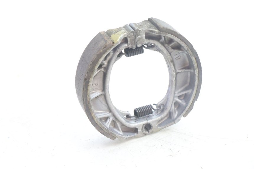 photo de SAPATA DE FREIO JM MOTORS SANTANA EVO 50 (2024 - 2026) - Detalhe da peça