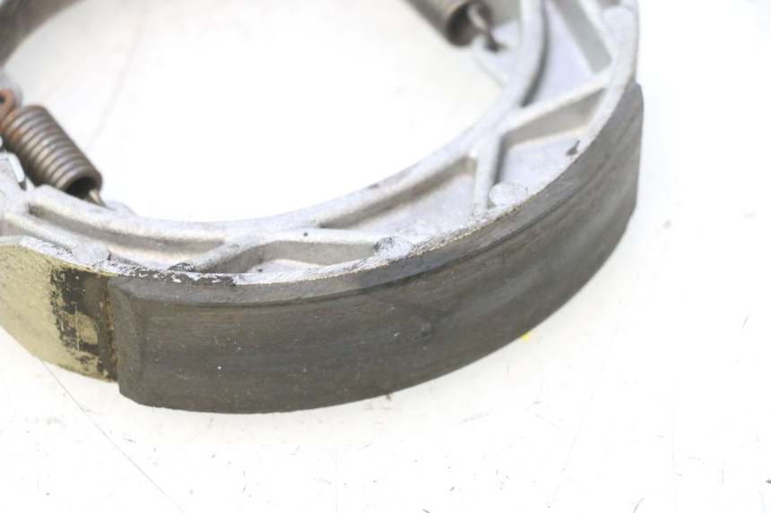 photo de SAPATA DE FREIO PIAGGIO X8 STREET 125 (2006 - 2007) - Detalhe da peça