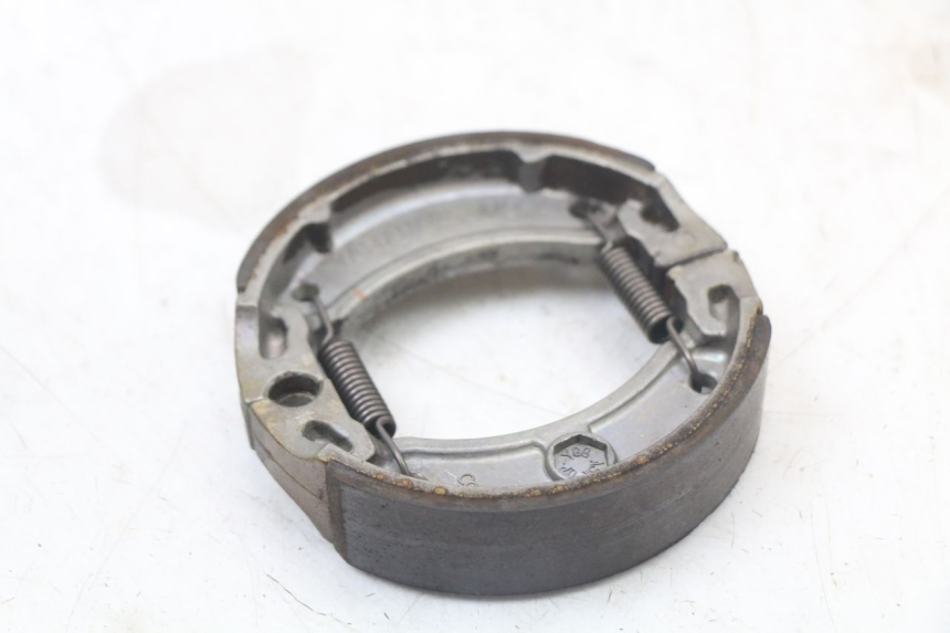 photo de Sapata de travão YAMAHA BW'S NG NEXT GENERATION 50 (1996 - 2003) - Detalhe da peça
