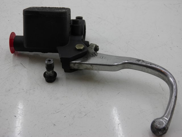 photo de CILINDRO MESTRE DO FREIO TRASEIRO APRILIA LEONARDO ST 250 (2002 - 2005) - Vista principal