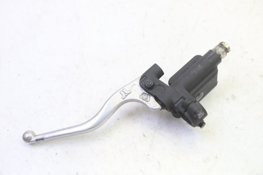photo de CILINDRO MESTRE DIANTEIRO QUADRO 4 4D 350 (2015 - 2018) - Pontos de fixação