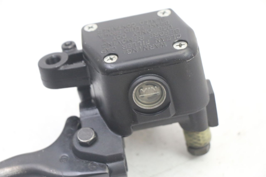 photo de CILINDRO MESTRE DIANTEIRO APRILIA ATLANTIC 125 (2003 - 2009) - Detalhe da peça