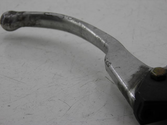 photo de CILINDRO MESTRE DIANTEIRO APRILIA LEONARDO ST 250 (2002 - 2005) - Outro ângulo de visão
