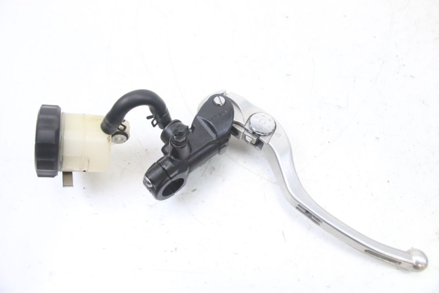 photo de CILINDRO MESTRE DIANTEIRO BMW S RR ABS S1000RR 1000 (2015 - 2018) - Pontos de fixação