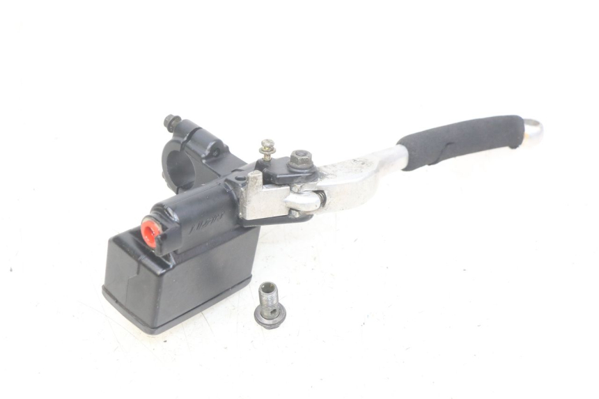 photo de CILINDRO MESTRE DIANTEIRO SUZUKI BURGMAN 650 (2002 - 2004) - Detalhe da peça
