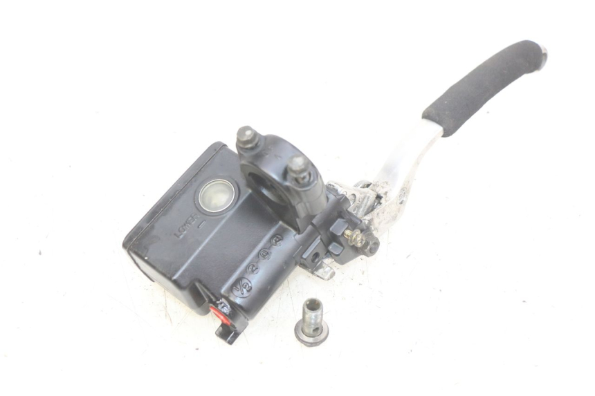 photo de CILINDRO MESTRE DIANTEIRO SUZUKI BURGMAN 650 (2002 - 2004) - Outro ângulo de visão