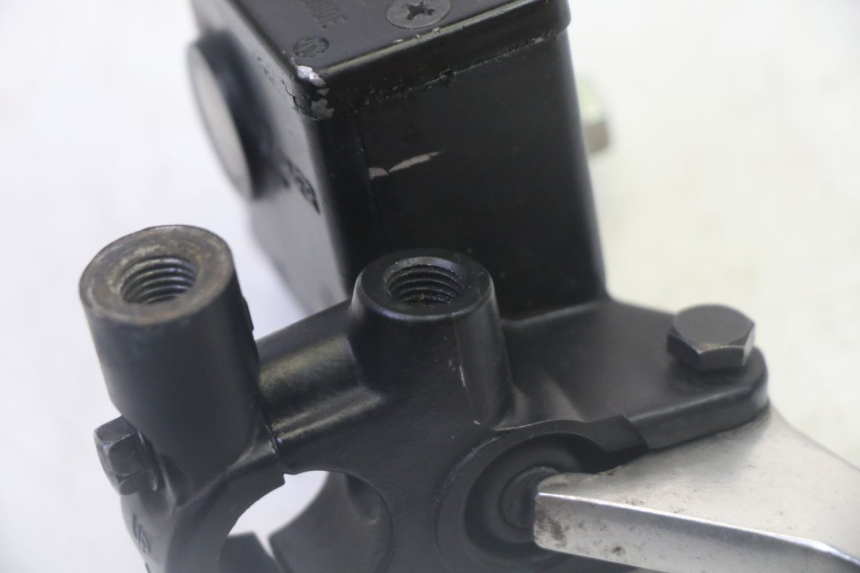 photo de CILINDRO MESTRE DIANTEIRO SUZUKI BURGMAN 125 (2007 - 2014) - Ampliação técnica