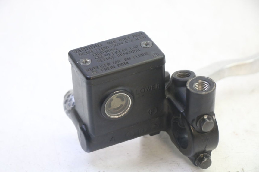 photo de CILINDRO MESTRE DIANTEIRO SUZUKI BURGMAN 125 (2007 - 2014) - Outro ângulo de visão