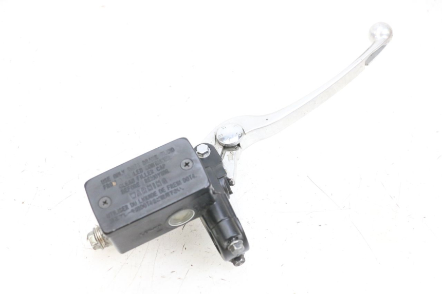 photo de CILINDRO MESTRE DIANTEIRO SUZUKI BURGMAN 650 (2013 - 2020) - Pontos de fixação