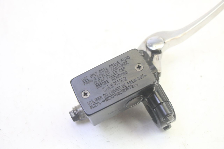 photo de CILINDRO MESTRE DIANTEIRO SUZUKI BURGMAN EXECUTIVE ABS 650 (2006 - 2012) - Detalhe da peça
