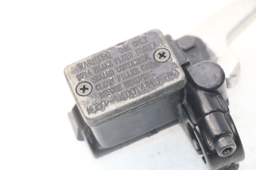 photo de CILINDRO MESTRE DIANTEIRO YAMAHA BW'S BWS 125 (2010 - 2013) - Ampliação técnica