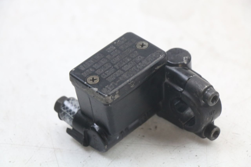photo de CILINDRO MESTRE DIANTEIRO YAMAHA BW'S BWS 125 (2010 - 2013) - Zoom do estado de desgaste