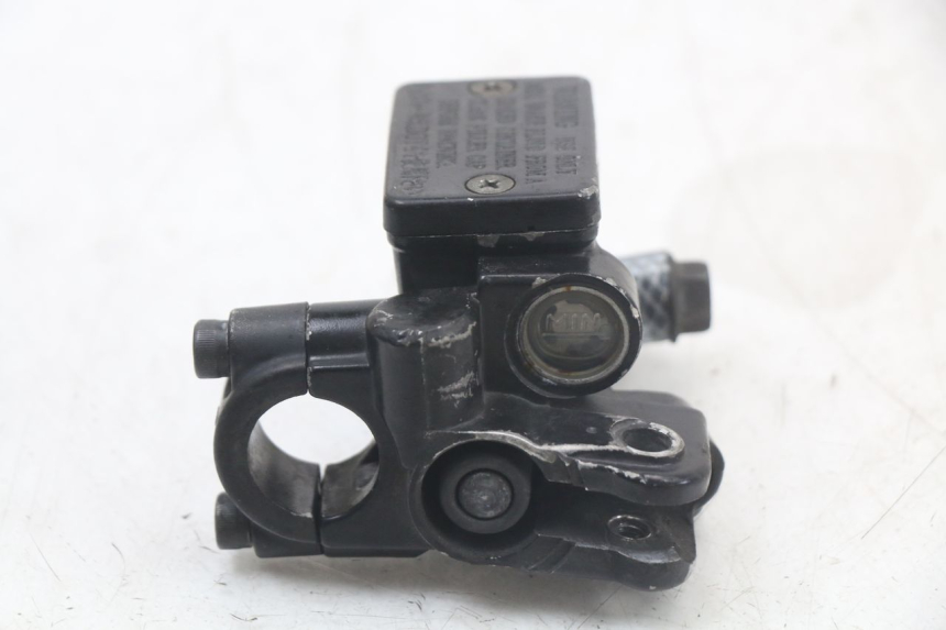 photo de CILINDRO MESTRE DIANTEIRO YAMAHA BW'S BWS 125 (2010 - 2013) - Ampliação técnica