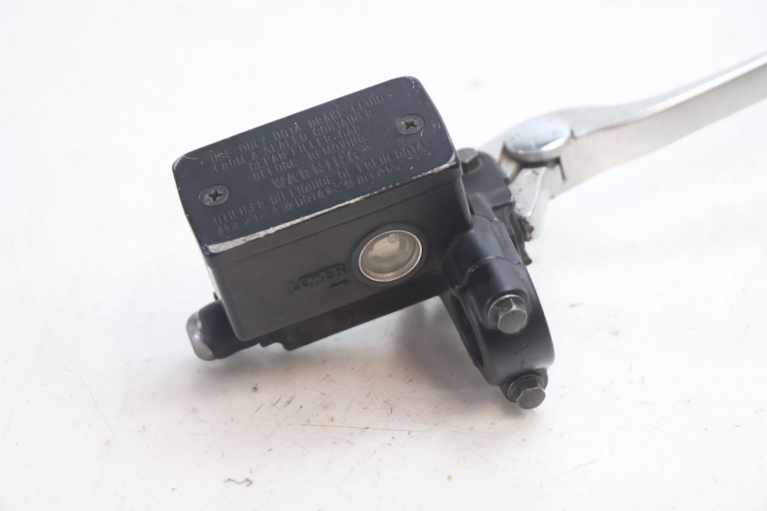 photo de CILINDRO MESTRE DIANTEIRO BMW C SPORT 650 (2015 - 2021) - Zoom do estado de desgaste