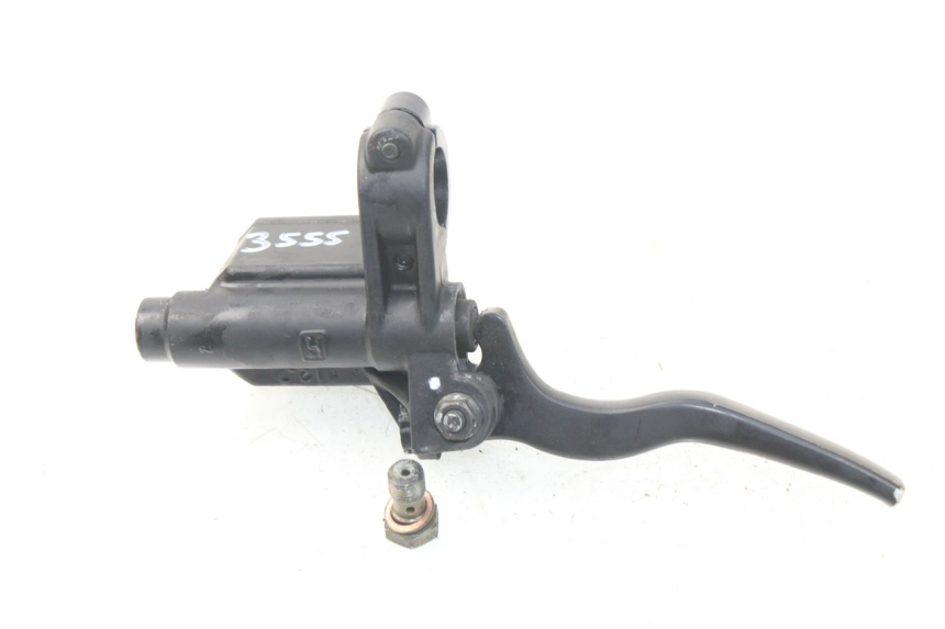 photo de CILINDRO MESTRE DIANTEIRO PIAGGIO CARNABY 125 (2007 - 2011) - Outro ângulo de visão