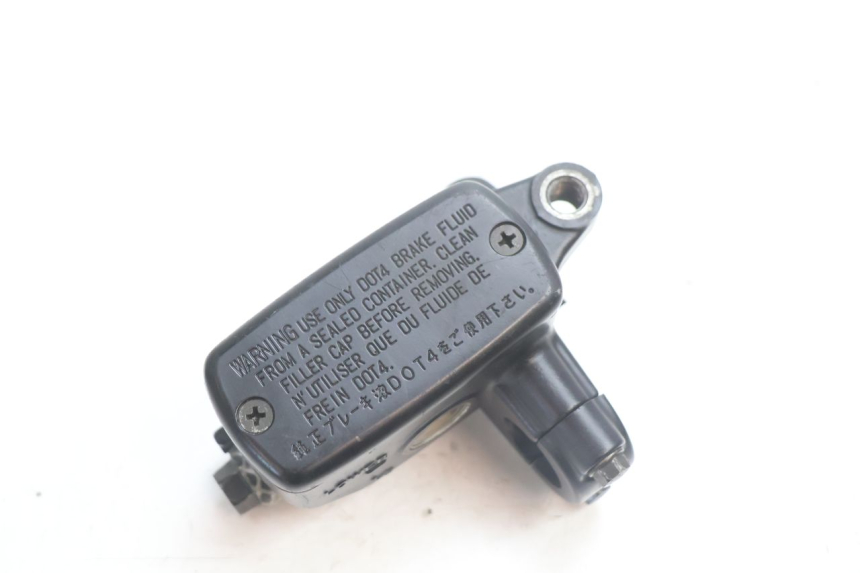 photo de CILINDRO MESTRE DIANTEIRO HONDA CB F HORNET 600 (2005 - 2006) - Detalhe da peça