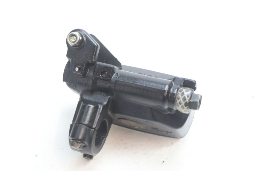 photo de CILINDRO MESTRE DIANTEIRO HONDA CB F HORNET 600 (2005 - 2006) - Vista geral