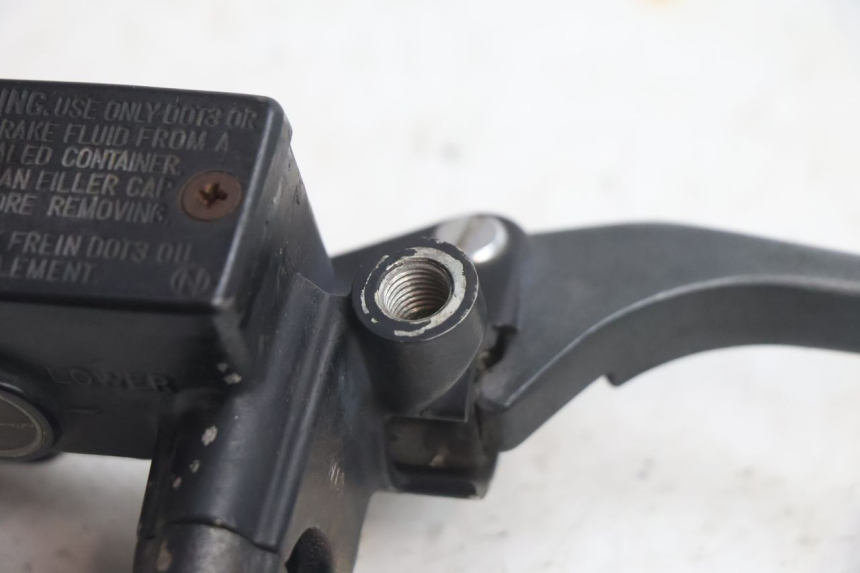 photo de CILINDRO MESTRE DIANTEIRO HONDA CB TWO FIFTY 250 (1991 - 2002) - Ampliação técnica