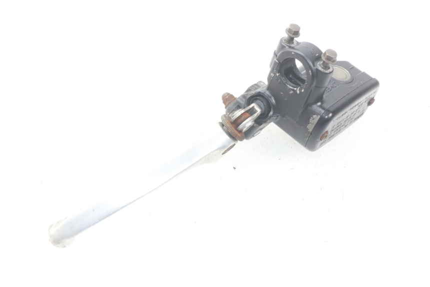 photo de CILINDRO MESTRE DIANTEIRO HONDA CBR F SC21 1000 (1986 - 1992) - Zoom do estado de desgaste