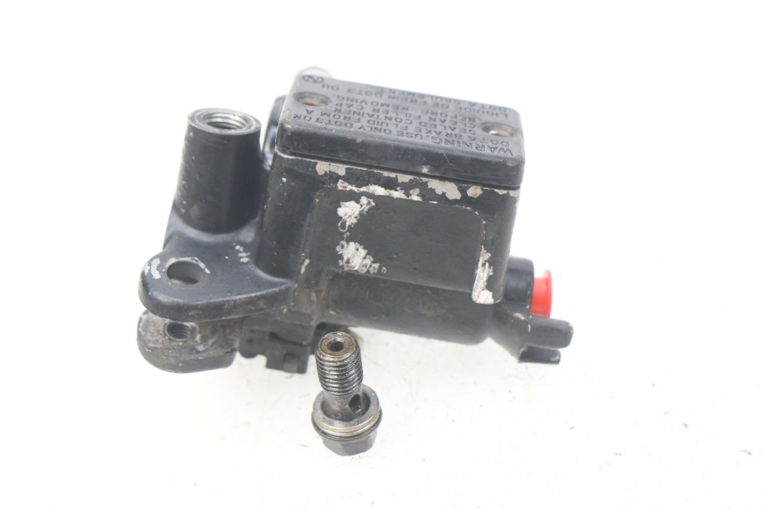 photo de CILINDRO MESTRE DIANTEIRO HONDA CBR R 125 (2003 - 2006) - Vista geral