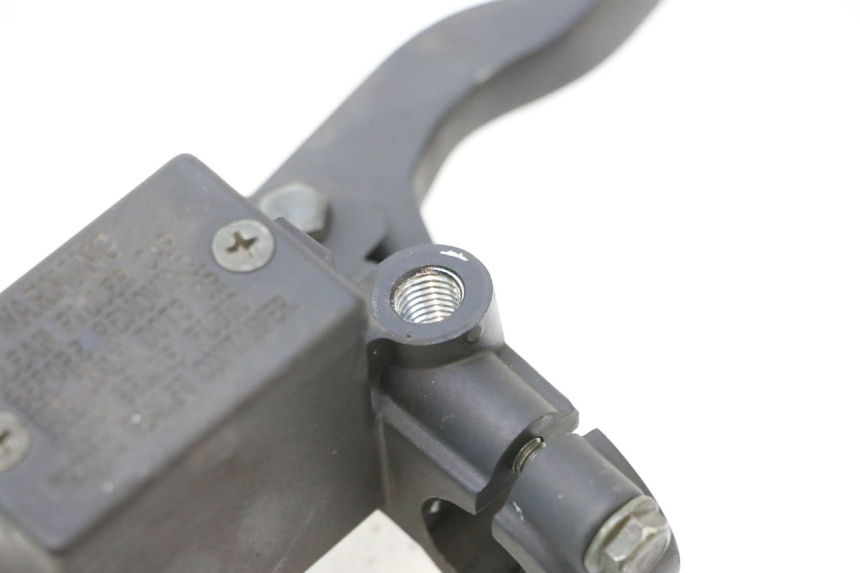 photo de CILINDRO MESTRE DIANTEIRO PEUGEOT CITYSTAR 2T 50 (2018 - 2021) - Pontos de fixação