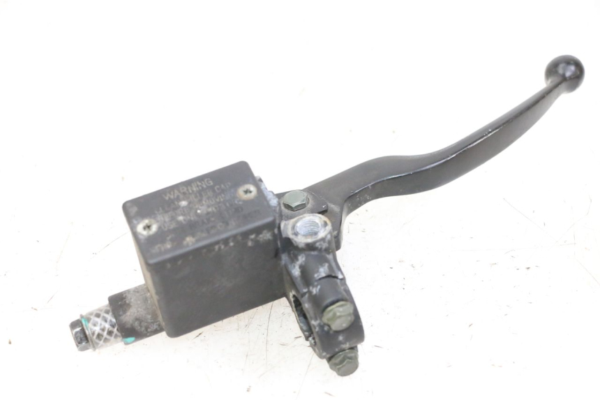 photo de CILINDRO MESTRE DIANTEIRO PEUGEOT CITYSTAR 50 (2013 - 2017) - Pontos de fixação