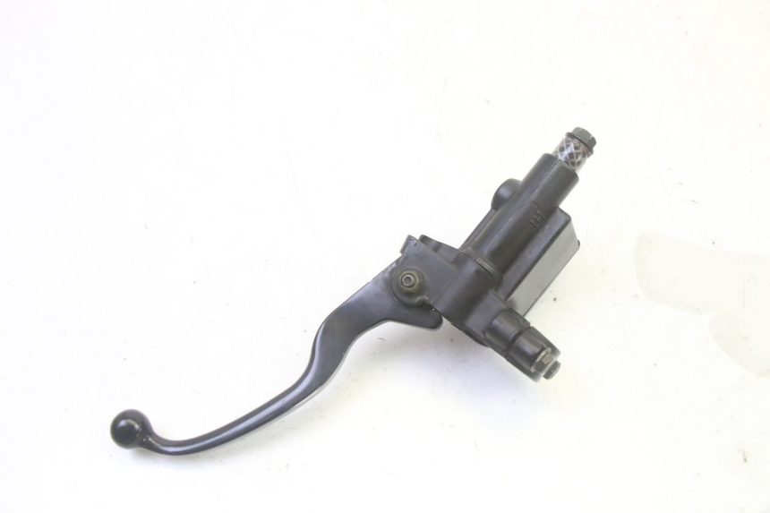 photo de CILINDRO MESTRE DIANTEIRO PEUGEOT CITYSTAR 50 (2013 - 2017) - Pontos de fixação