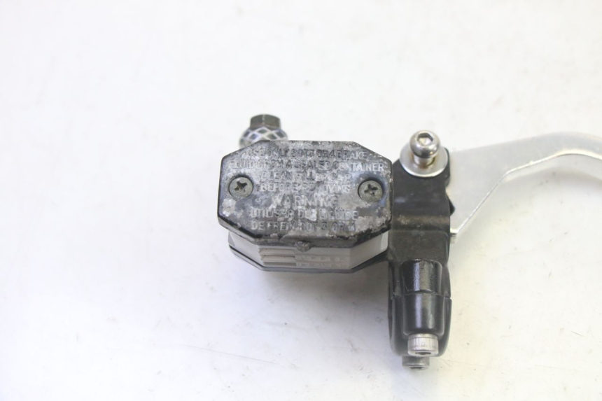 photo de CILINDRO MESTRE DIANTEIRO SYM CROX 4T 50 (2016 - 2023) - Detalhe da peça
