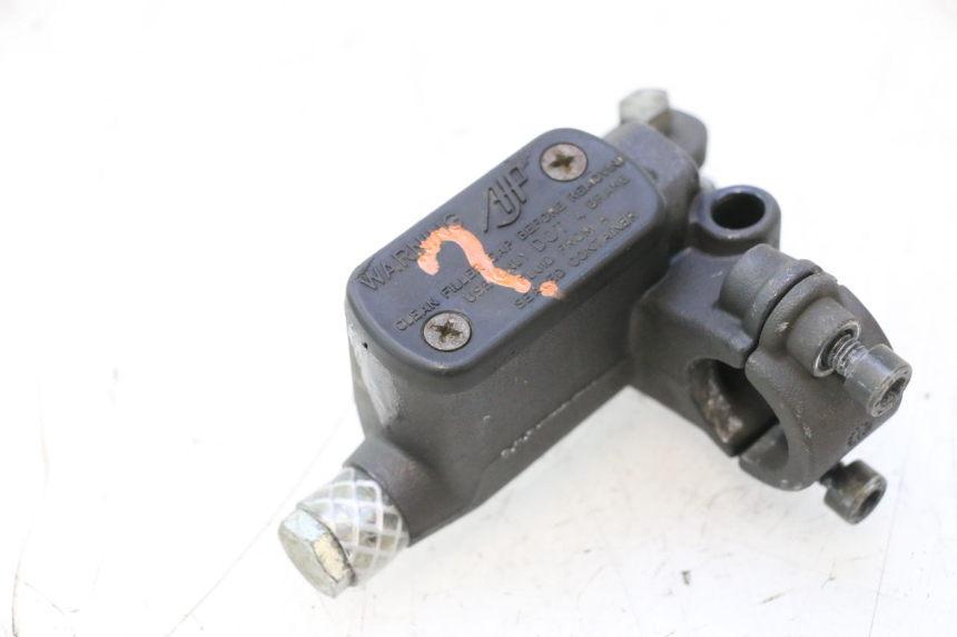 photo de CILINDRO MESTRE DIANTEIRO HM HONDA DERAPAGE 50 (2007 - 2009) - Peça verificada