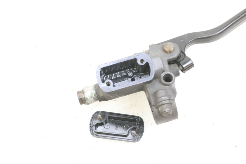 photo de CILINDRO MESTRE DIANTEIRO PEUGEOT ELYSEO 125 (1999 - 2004) - Ampliação técnica